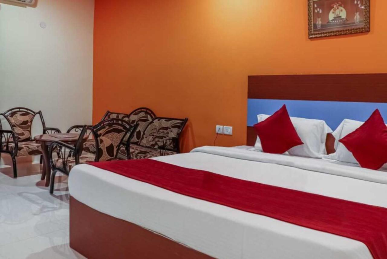 Goroomgo Hotel Planet Bhubaneswar Exterior foto